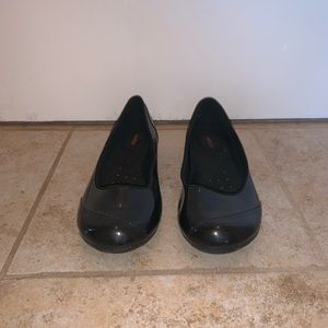 Patent leather flats